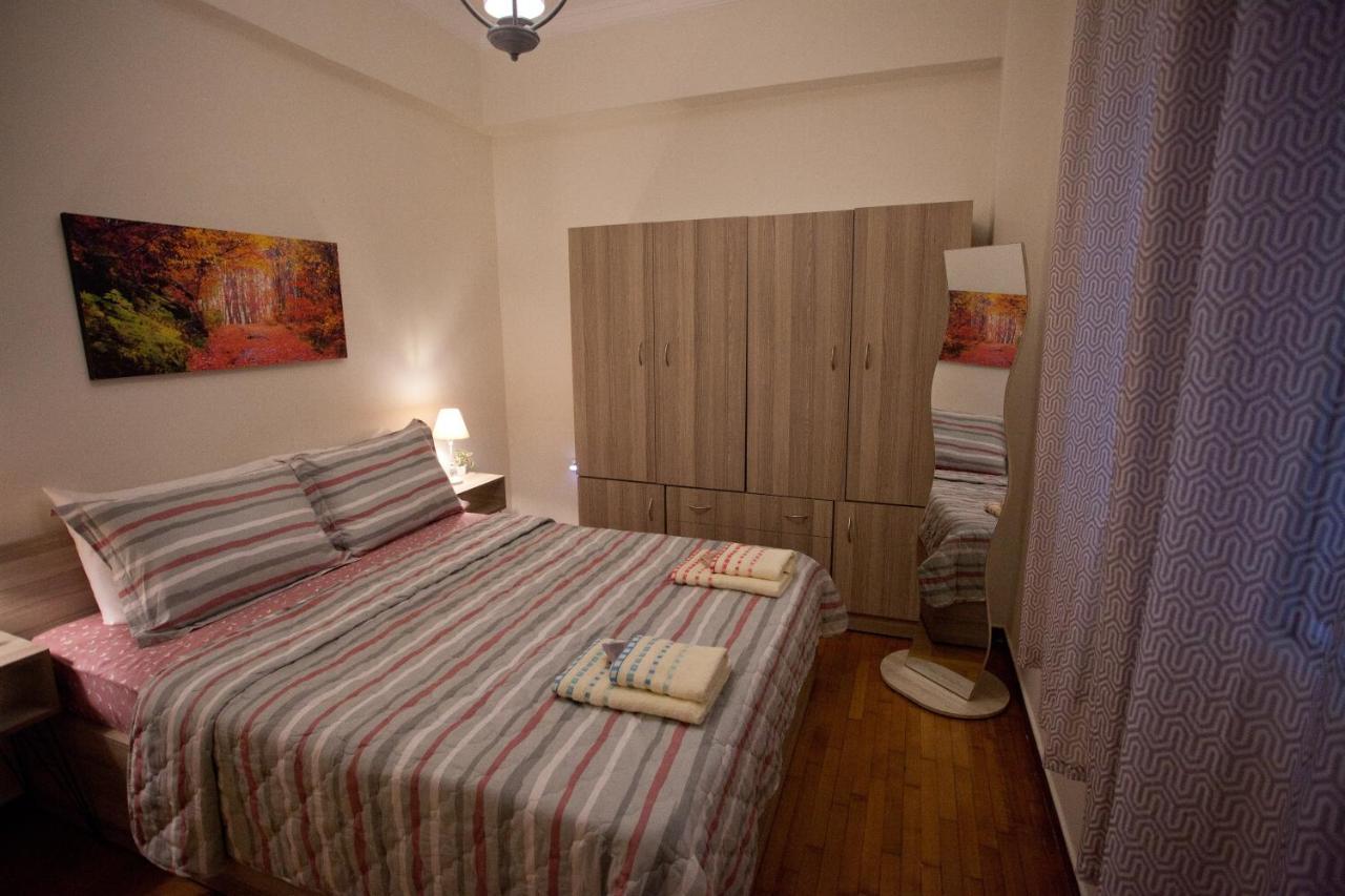 Lovely Nest Piraeus Exterior photo